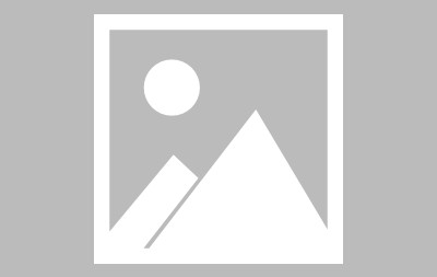 苏炳添在比赛中因伤离场，詹姆斯主教练感到担心